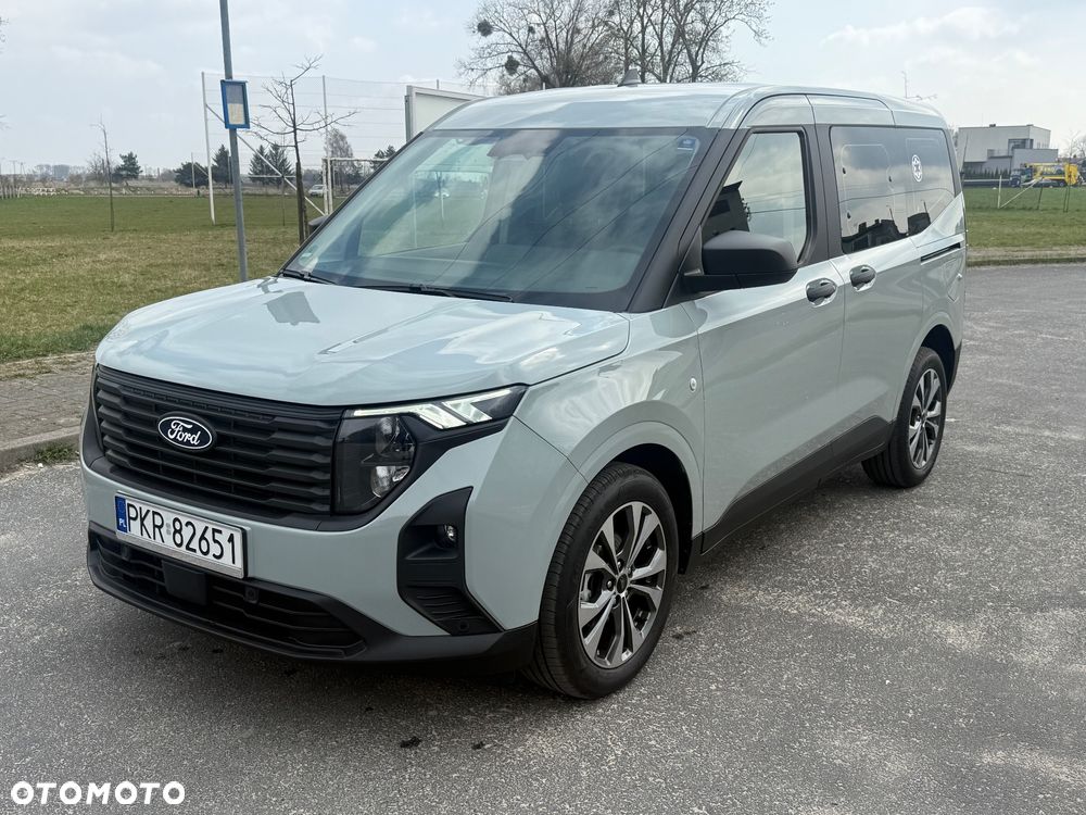 Ford Tourneo Courier - 1