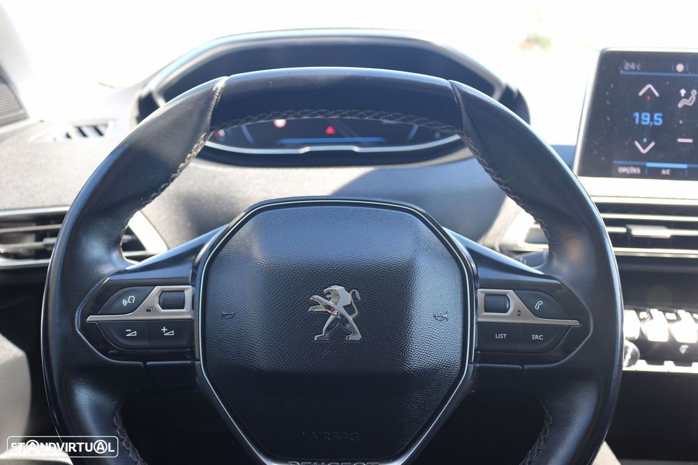 Peugeot 3008 1.5 BlueHDi Active - 24