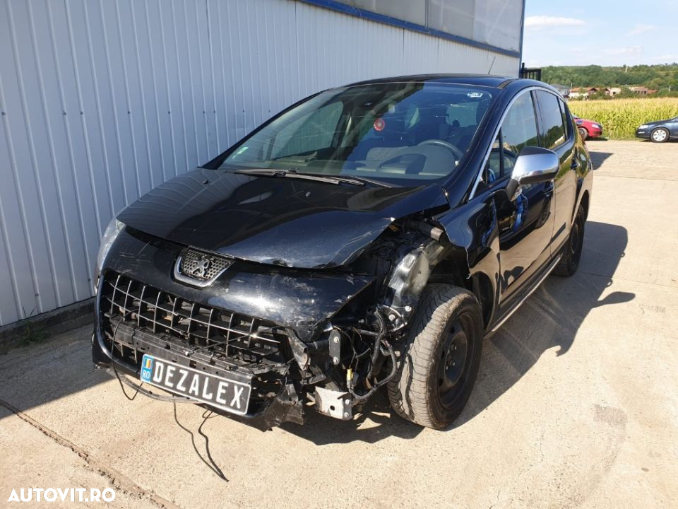 Dezmembrez peugeot 3008 2.0HDI - 2