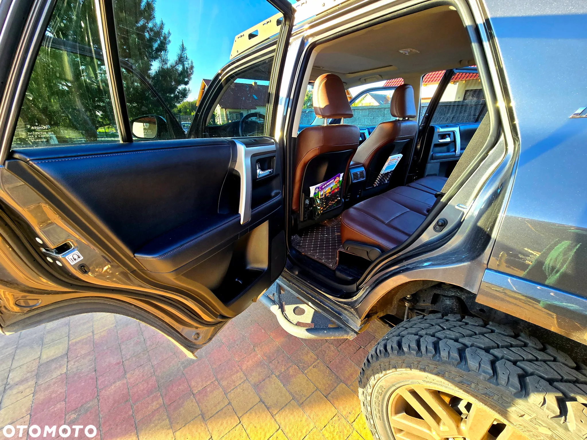 Toyota 4-Runner - 16