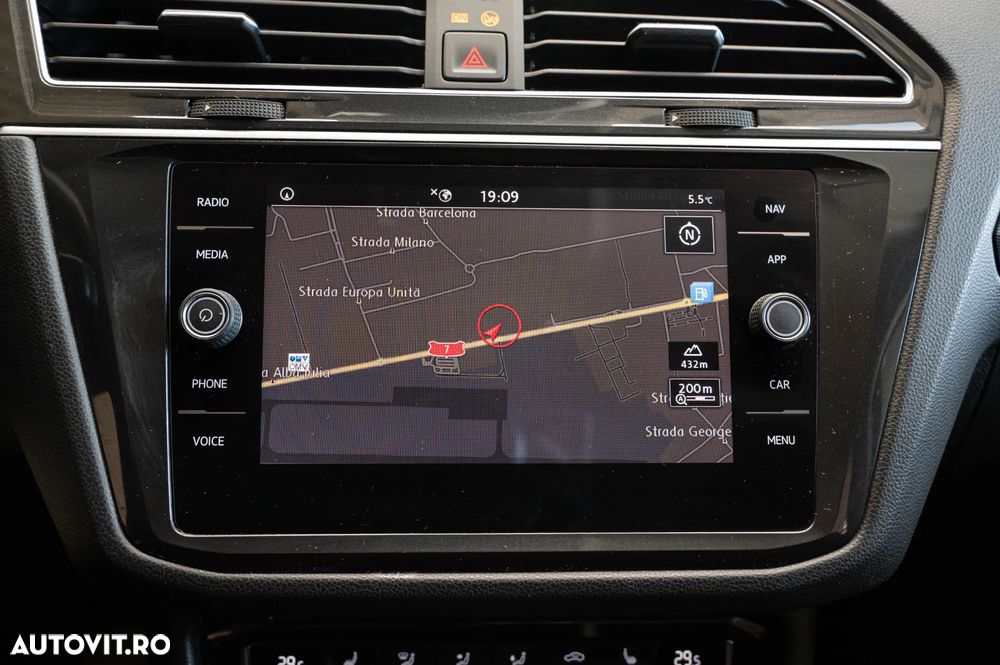 Volkswagen Tiguan 2.0 TDI SCR (BlueMotion Technology) DSG Highline - 17