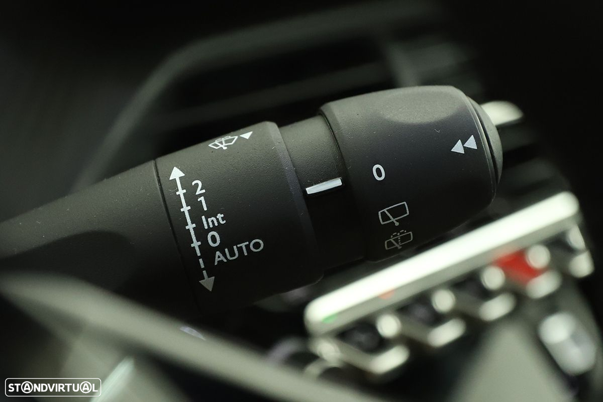 Peugeot 2008 1.2 PureTech Allure - 35