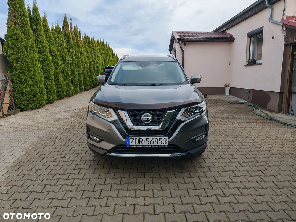 Nissan Rogue - 2