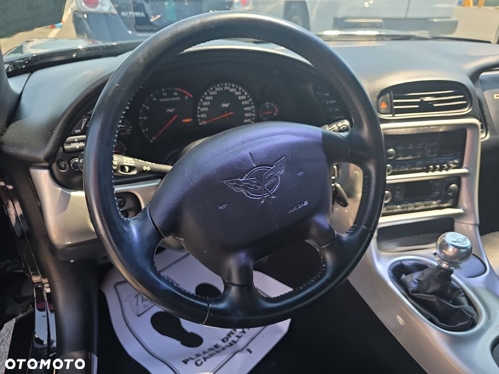 Chevrolet Corvette - 8