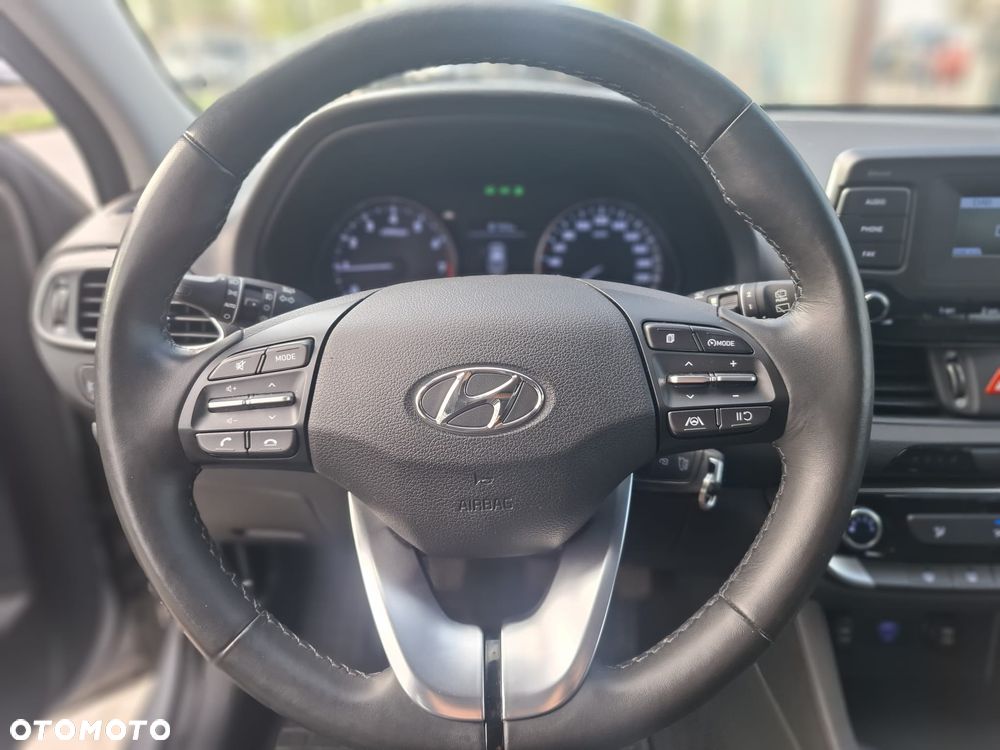 Hyundai i30 1.0 T-GDI Classic + - 14