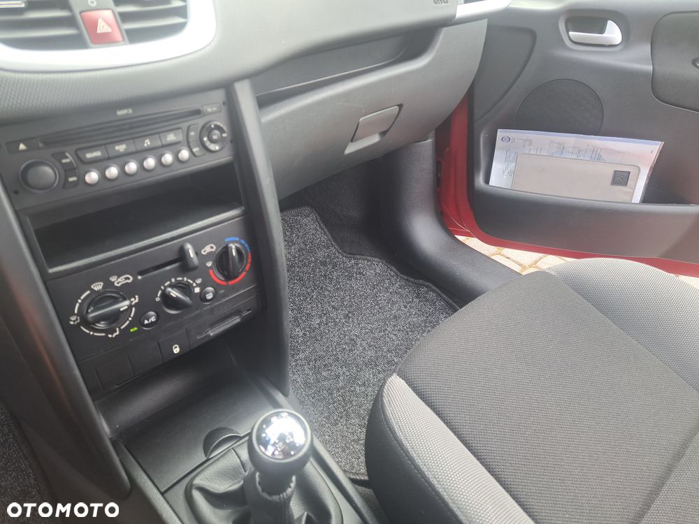 Peugeot 207 75 Tendance - 39