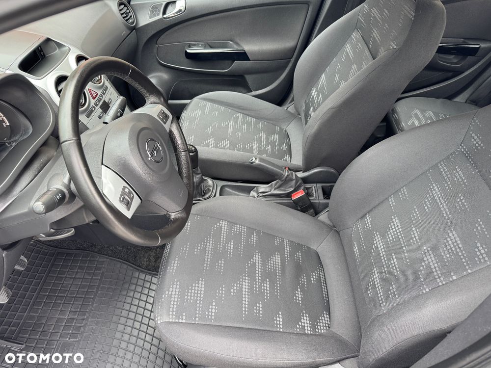 Opel Corsa 1.2 16V Enjoy - 12