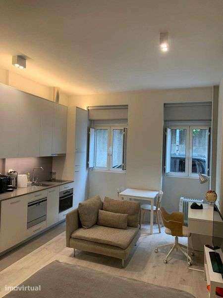 Apartamento T0 junto Faculdade Fernando Pessoa - Grande imagem: 2/6