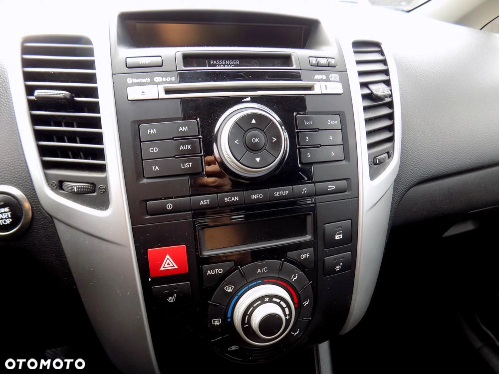 Kia Venga 1.4 CVVT Spirit - 21