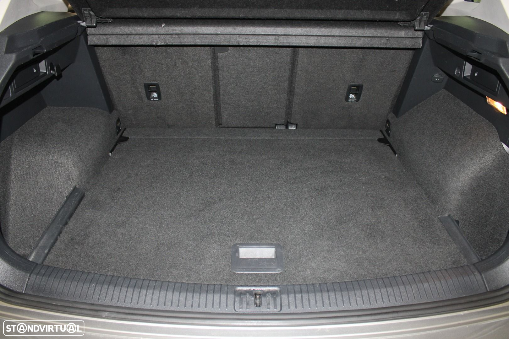 VW Tiguan 2.0 TDI Confortline - 31