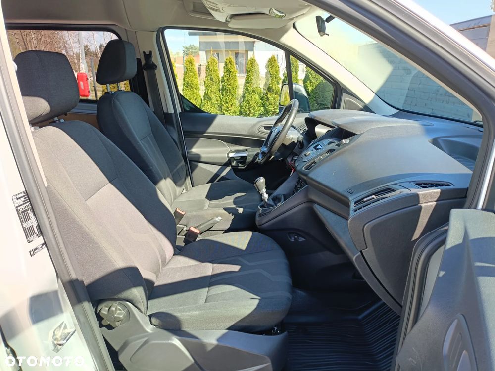 Ford Transit Connect - 29