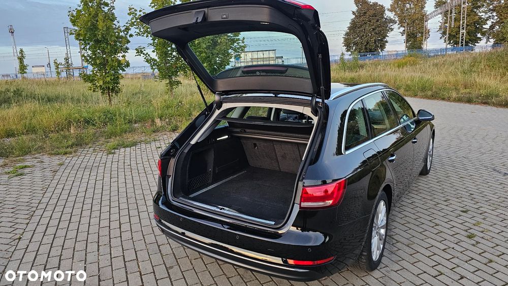 Audi A4 Avant 2.0 TDI ultra S tronic - 20