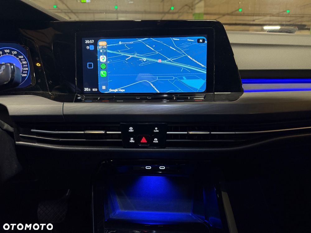 Volkswagen Golf - 32