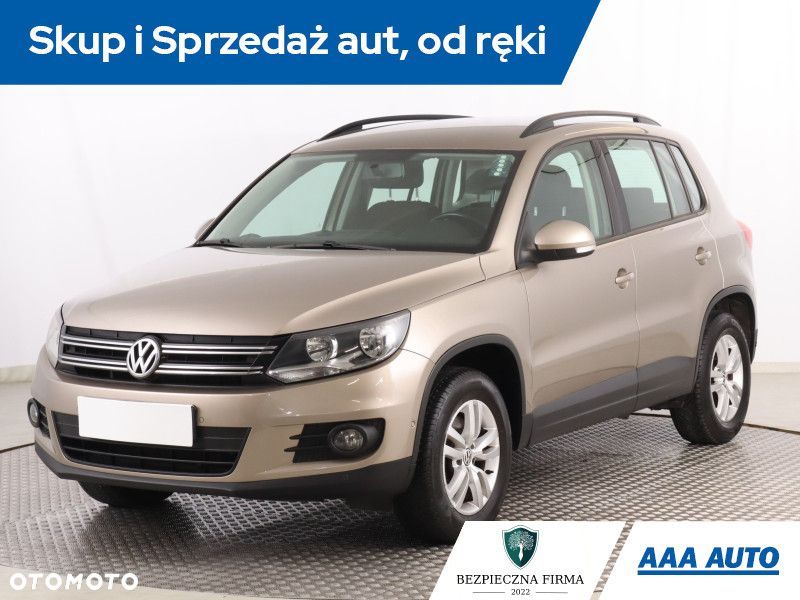 Volkswagen Tiguan - 2