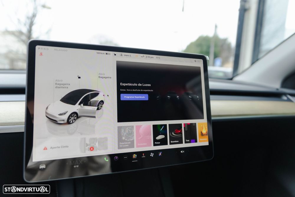 Tesla Model Y Long Range Tração Integral - 32