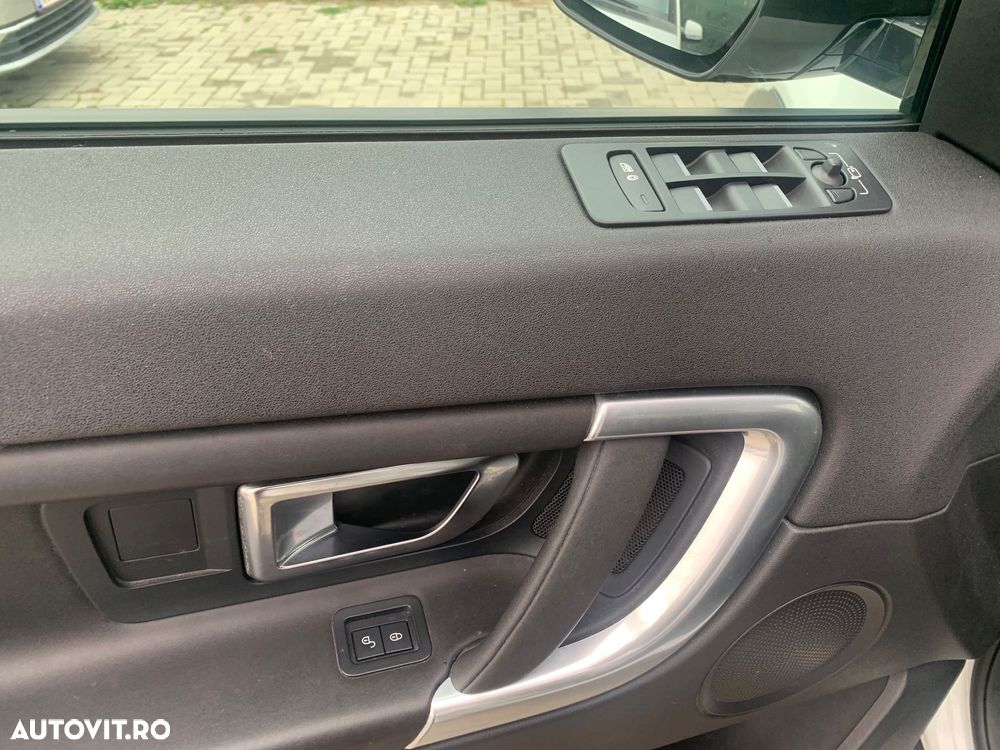 Land Rover Discovery Sport - 15