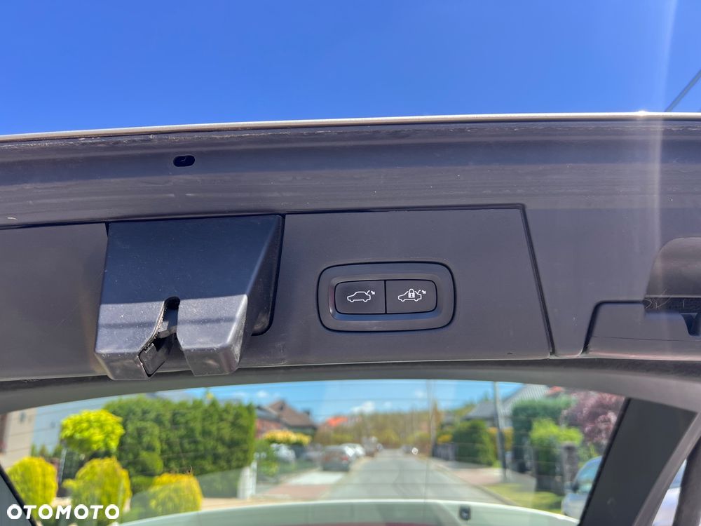 Volvo V90 D4 Inscription - 25