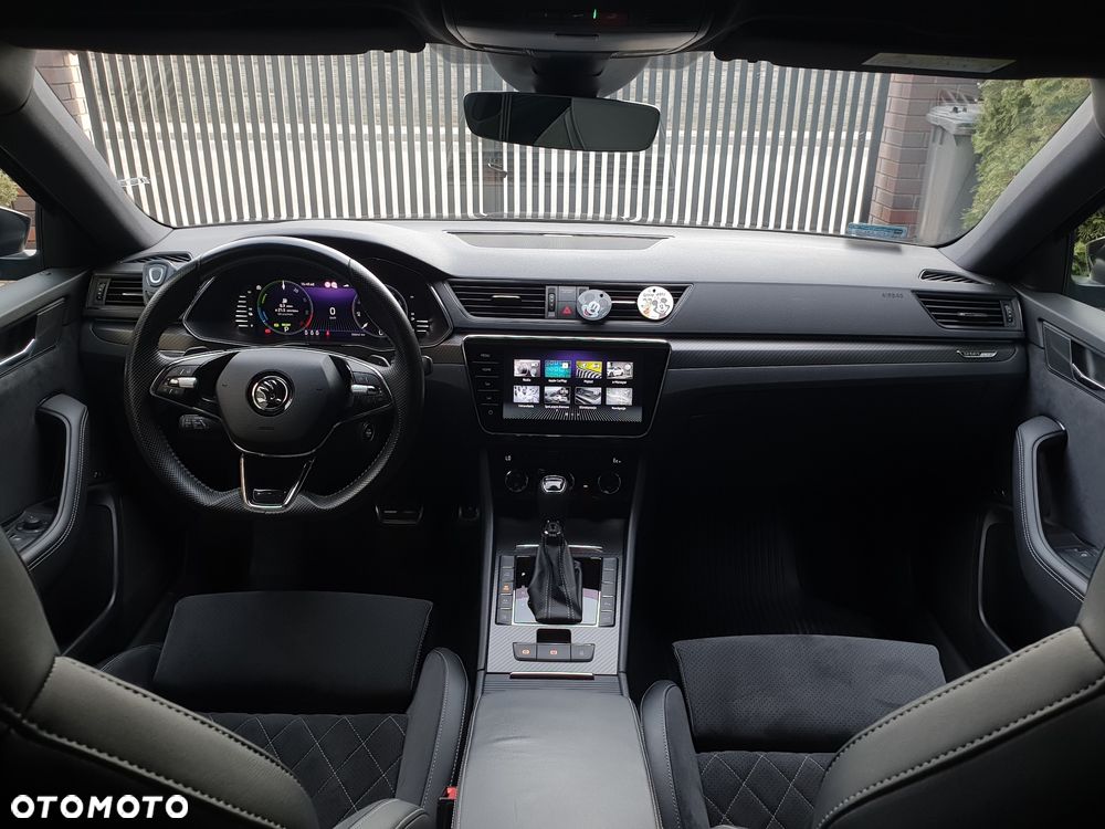Skoda Superb 1.4 TSI Plug-In Hybrid Sportline DSG - 10