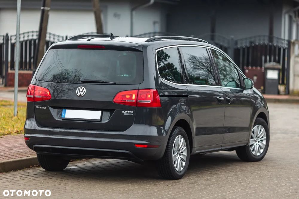 Volkswagen Sharan 2.0 TDI DSG BlueMotion Technology Comfortline - 12
