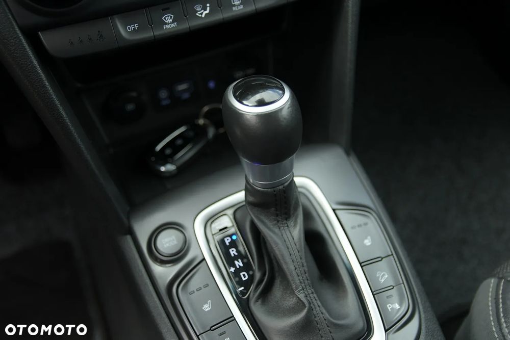 Hyundai Kona 1.6 T-GDI DCT Unique - 26