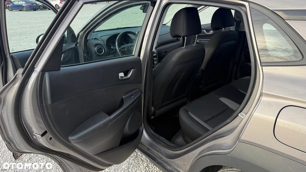 Hyundai Kona - 13