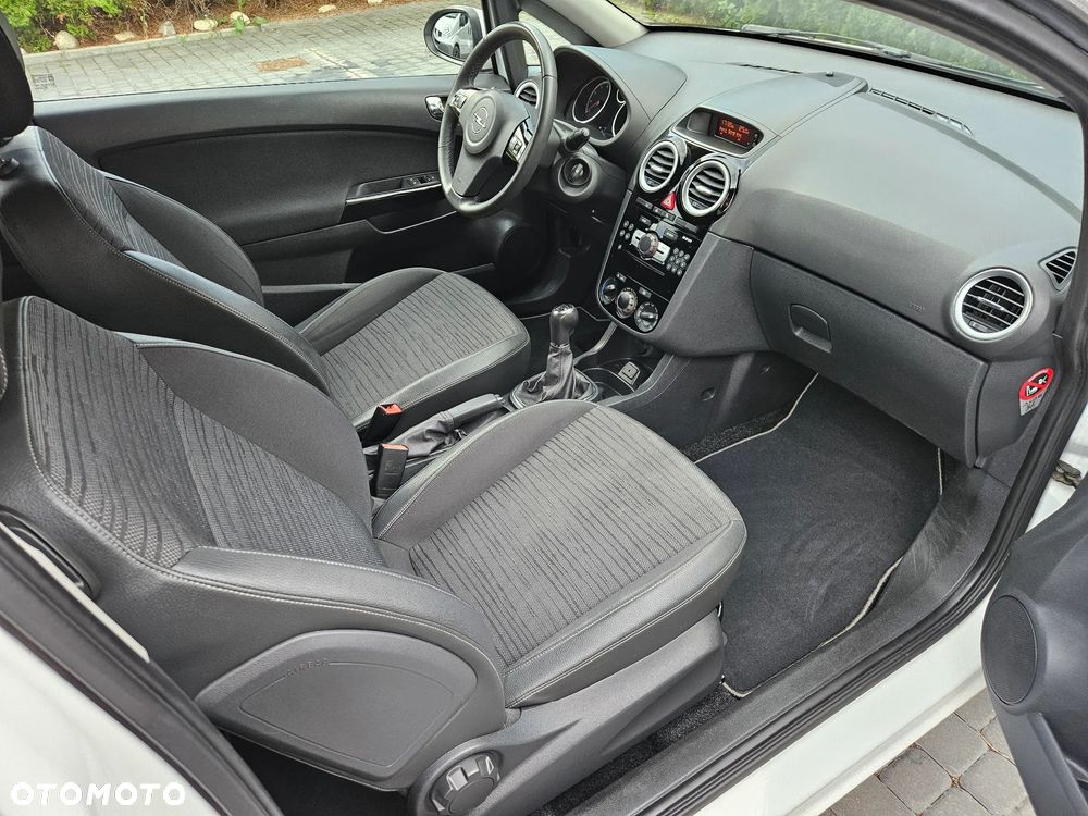 Opel Corsa 1.2 16V Energy - 17