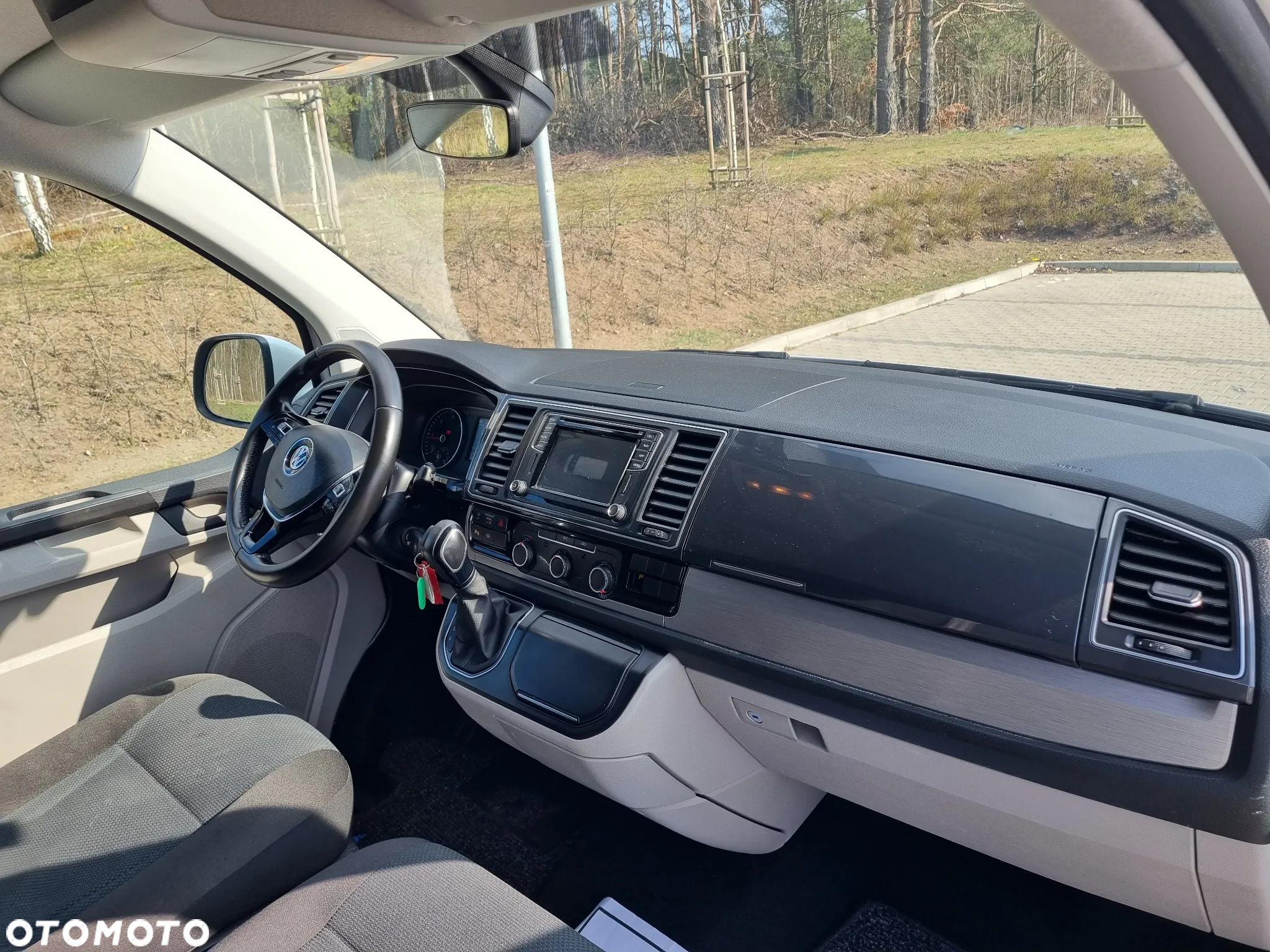 Volkswagen Transporter - 24