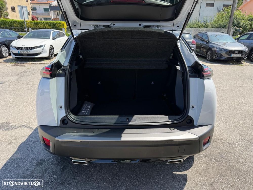 Peugeot 2008 1.2 Hybrid Allure e-DCS6 - 14
