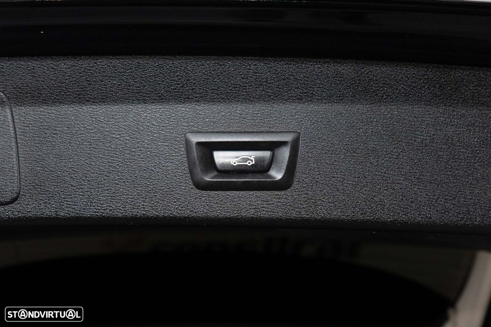 BMW X1 16 d sDrive Advantage - 15