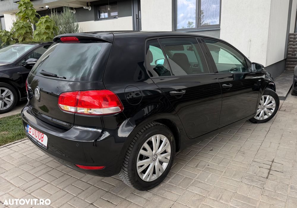 Volkswagen Golf 2012 photo 5