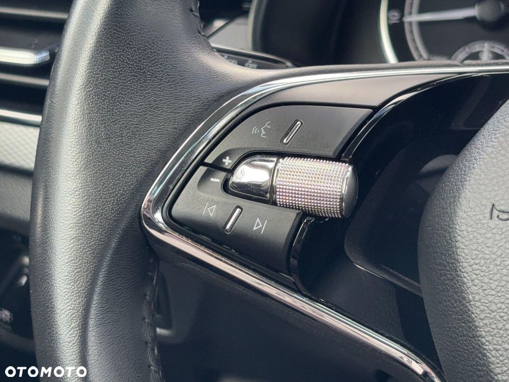 Skoda Kamiq 1.0 TSI Ambition - 19