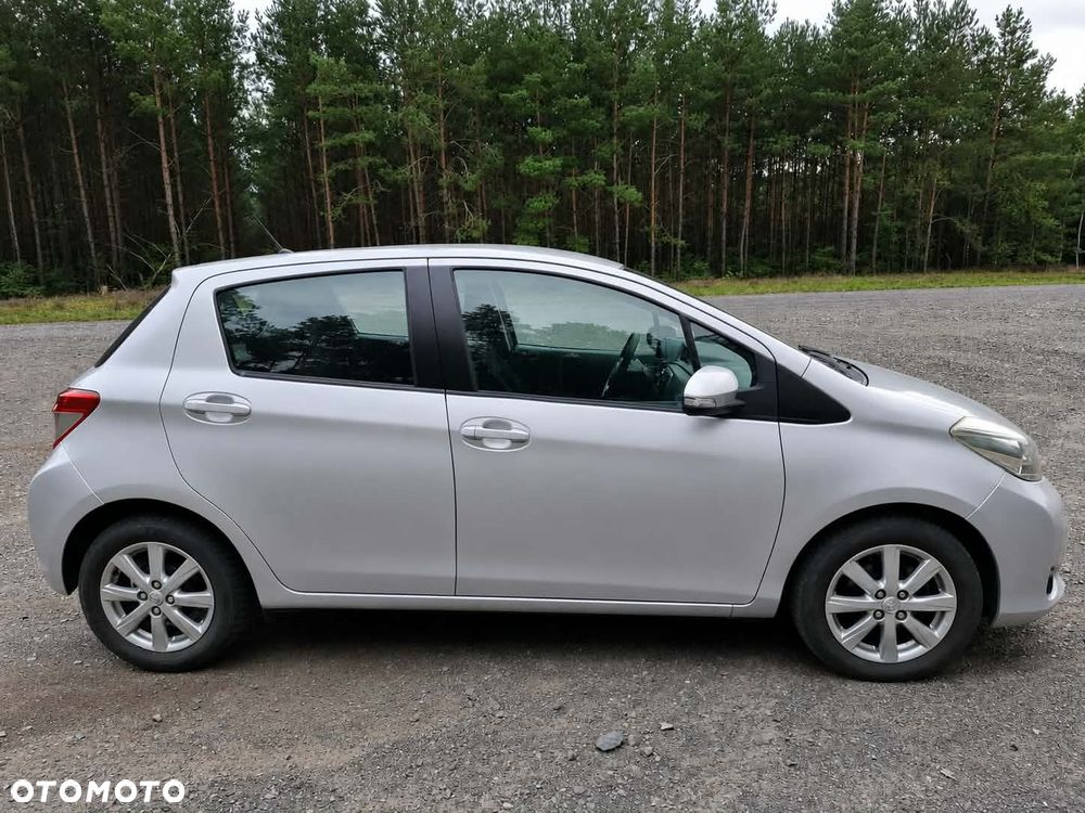 Toyota Yaris 1.0 VVT-i - 4