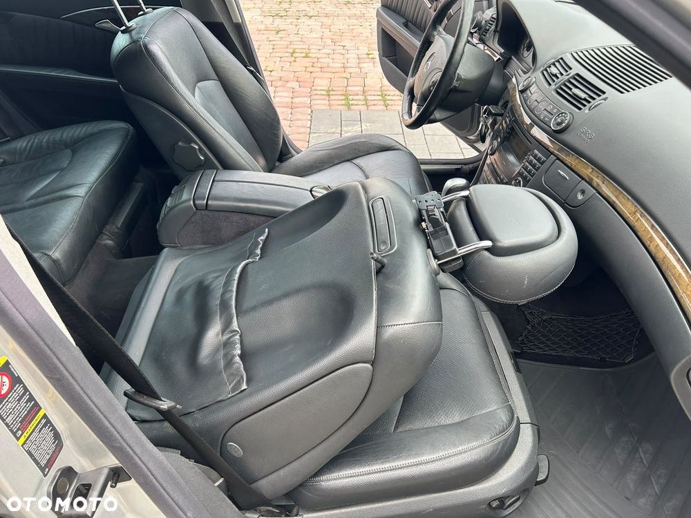 Mercedes-Benz Klasa E 320 CDI Avantgarde - 33