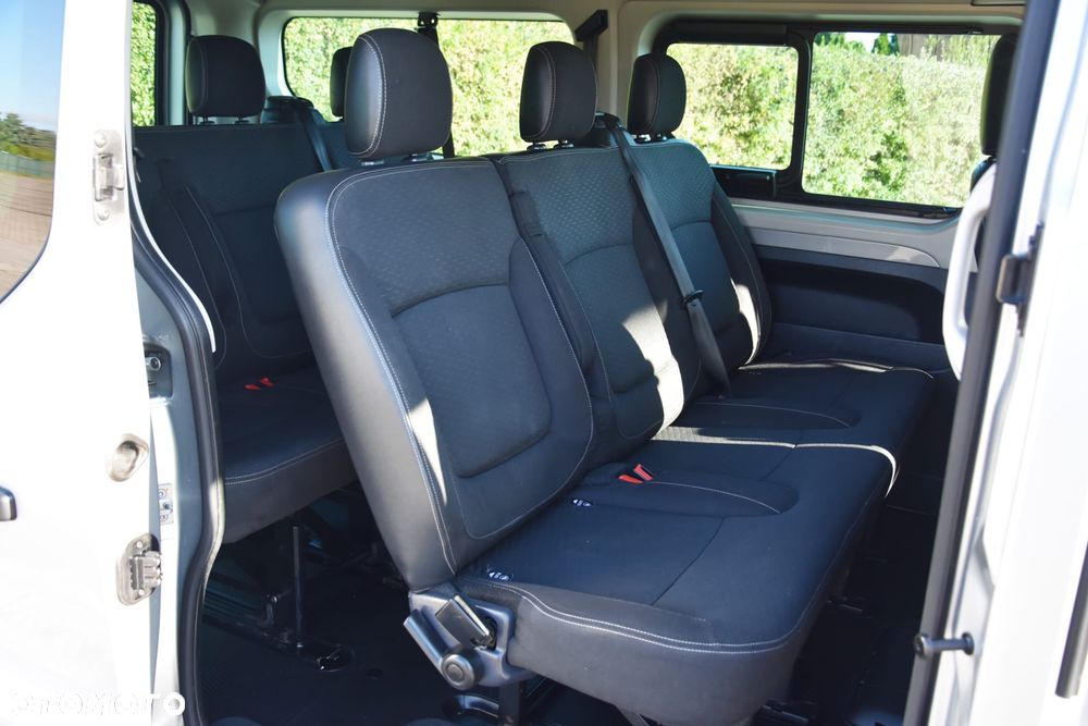 Opel Vivaro - 23