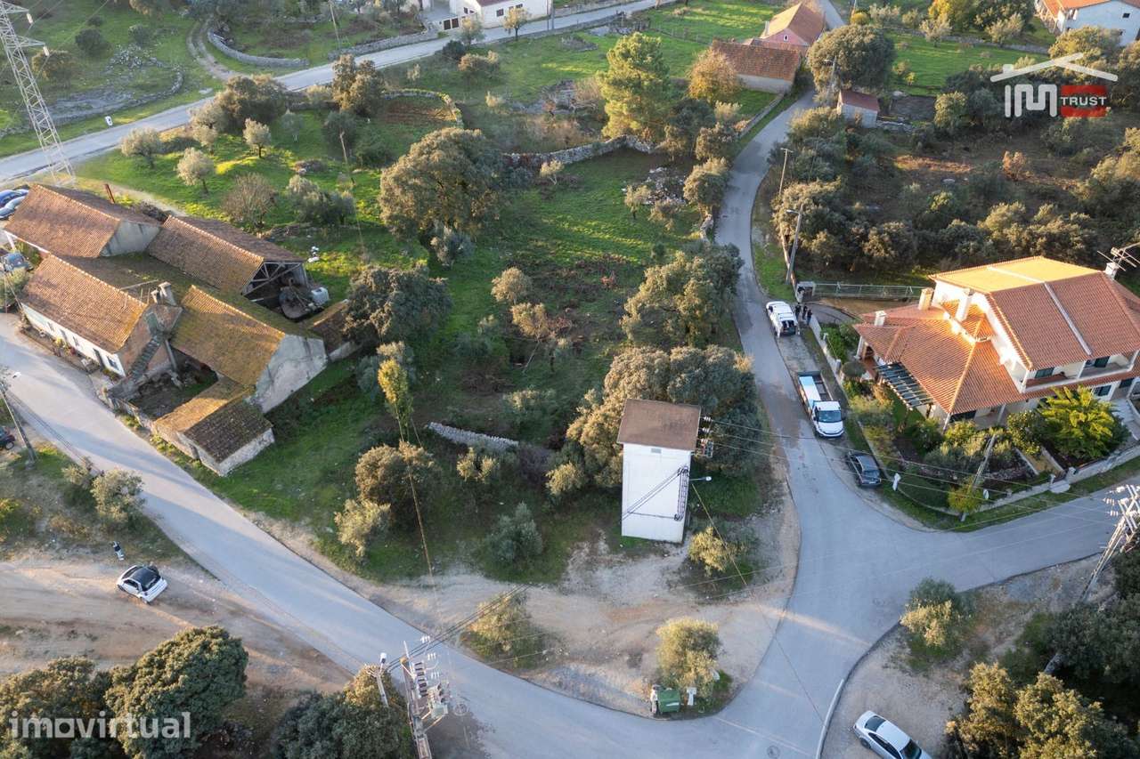 Terreno para construção com 1679 m2 a 4 kms de Fátima - Grande imagem: 5/12