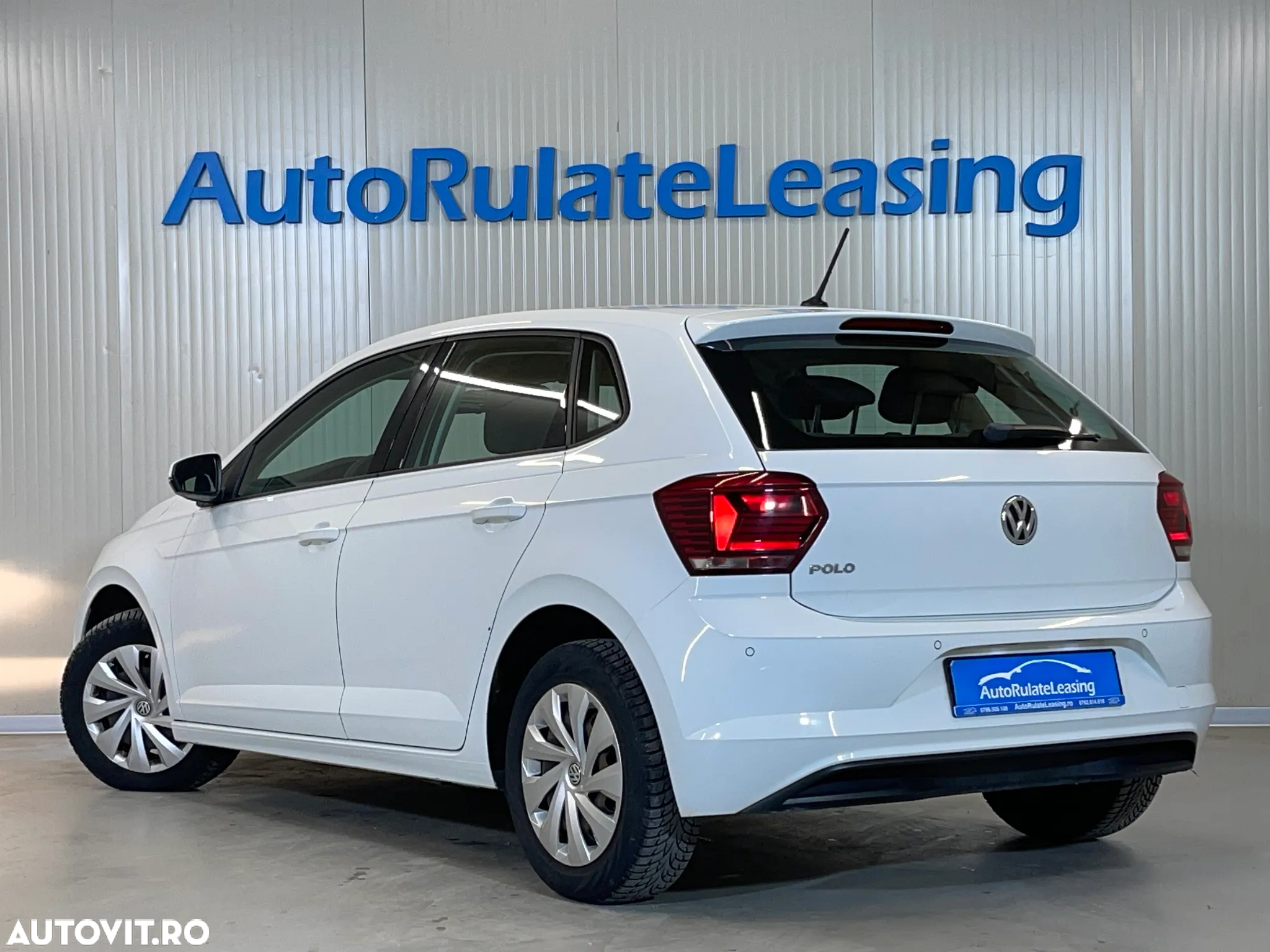 Volkswagen Polo 1.6 TDI Comfortline - 4