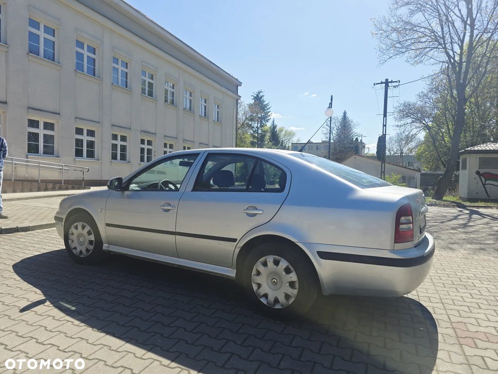 Skoda Octavia 1.9 TDI Tour - 4