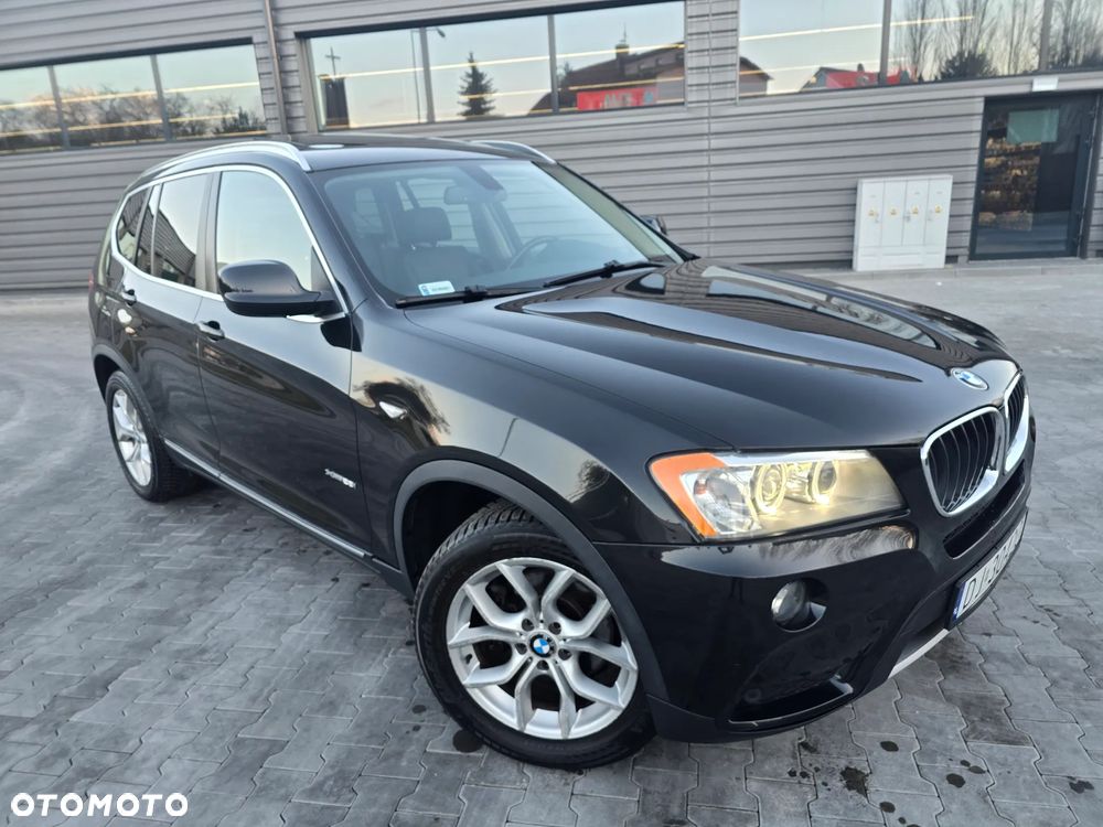 BMW X3 xDrive28i Sport-Aut - 1