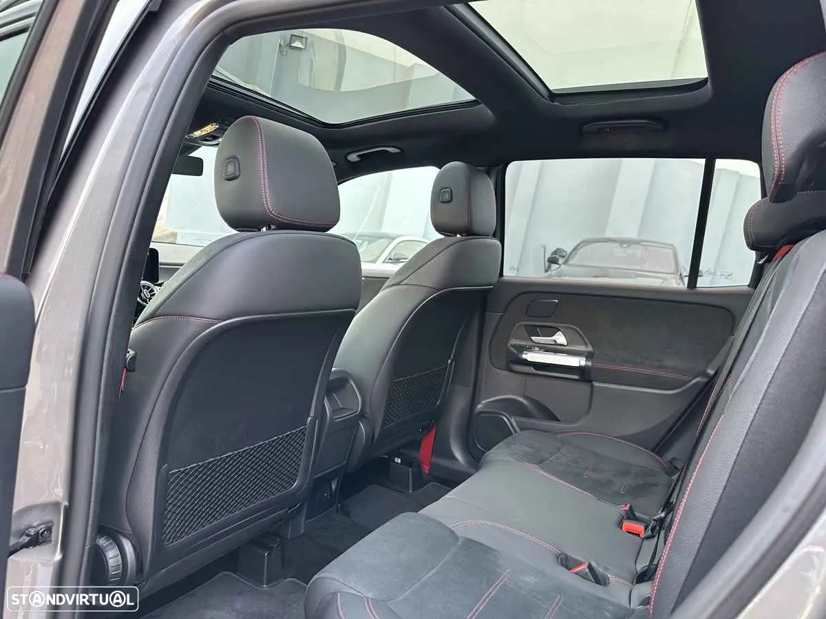 Mercedes-Benz GLB 35 AMG 4Matic - 36