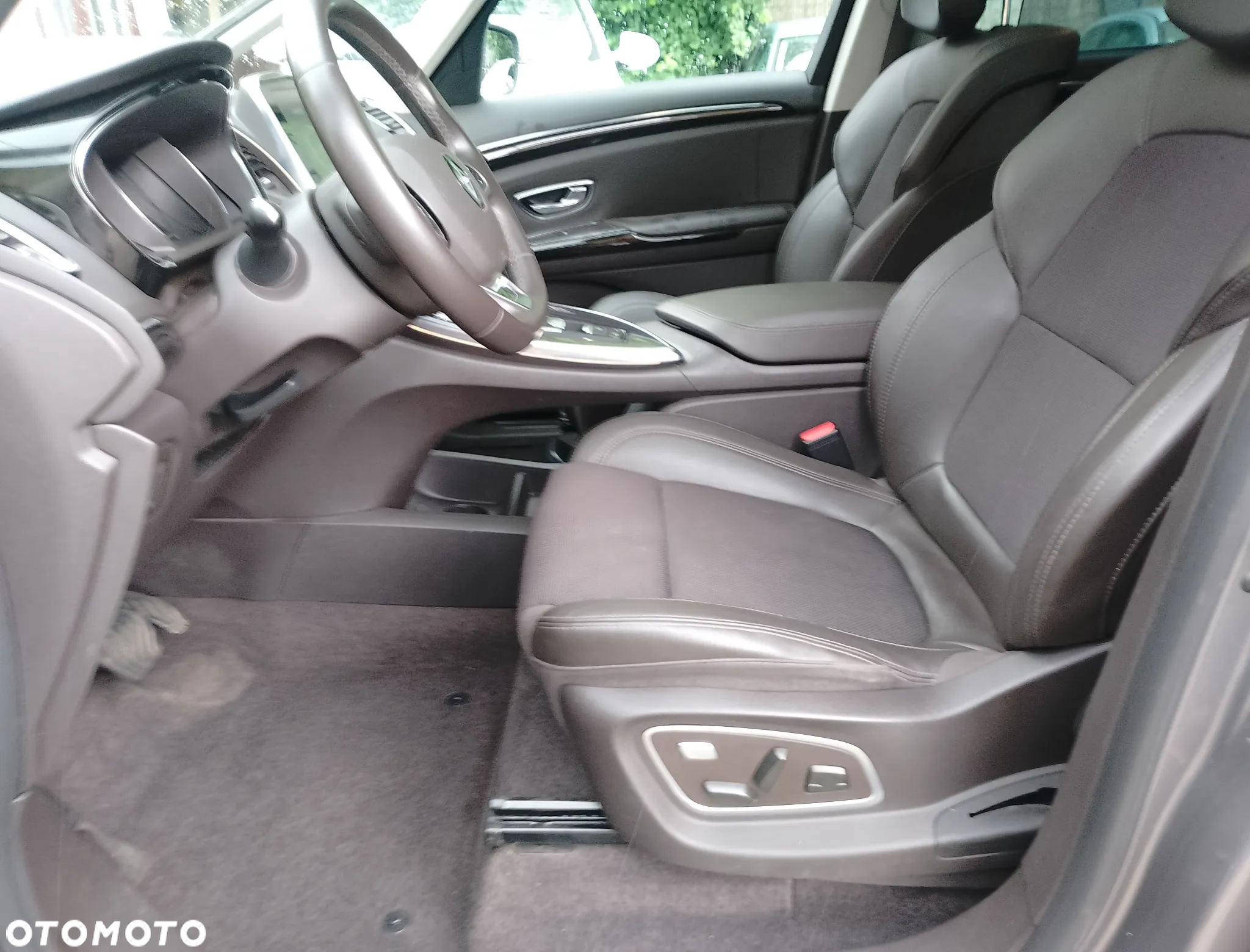 Renault Espace 1.6 dCi Energy SL Techno EDC 7 os - 13