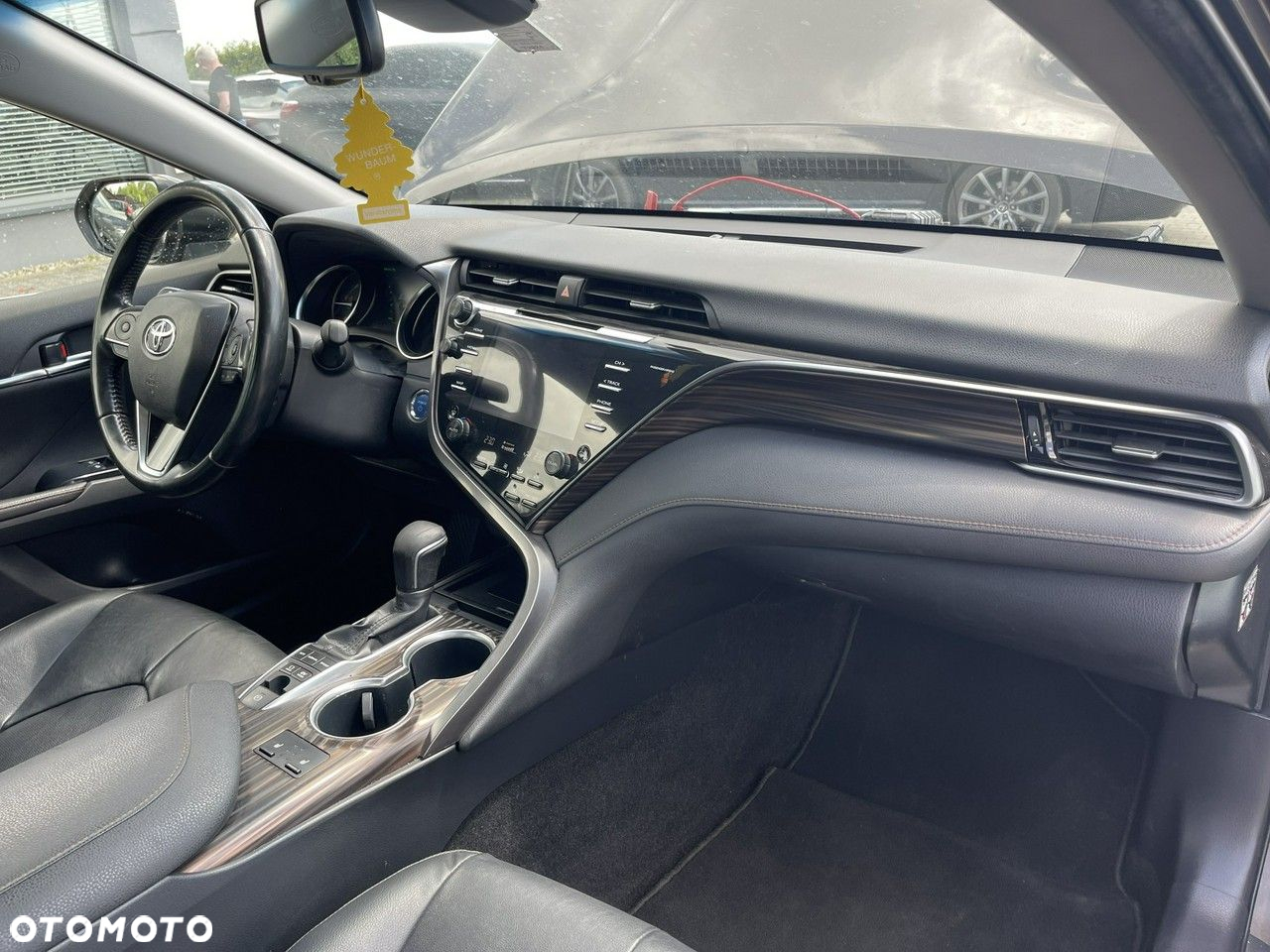 Toyota Camry 2.5 Hybrid Comfort CVT - 9