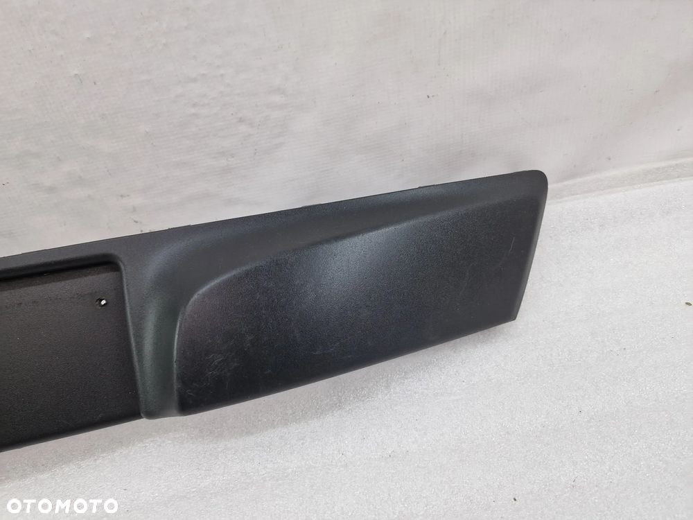 OPEL CORSA D LIFT 11-14 LISTWA ŚRODKOWA I KRATKA ZDERZAKA , NR 13286039 , NR AUKCJI KR522 - 8