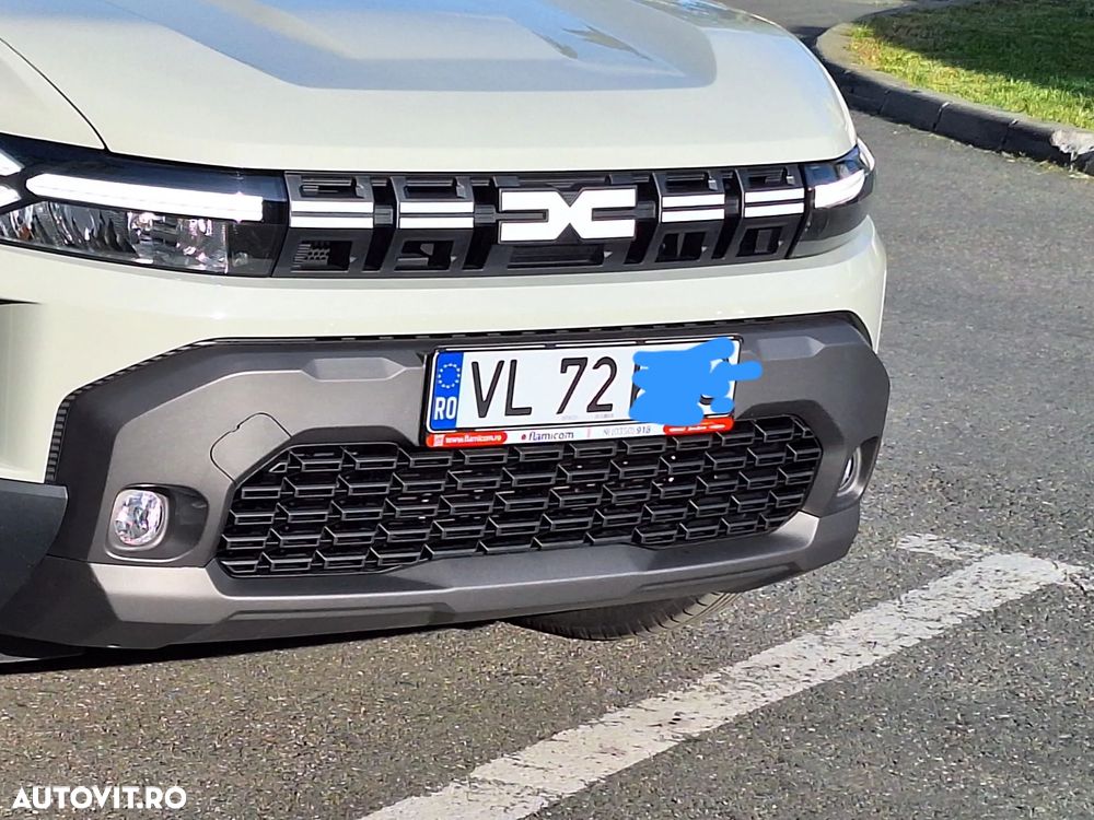 Dacia Duster HEV 140 Journey - 11