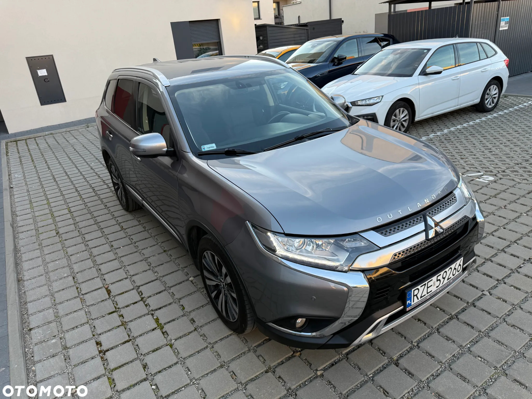 Mitsubishi Outlander 2.0 Intense Comfort 4WD CVT - 12