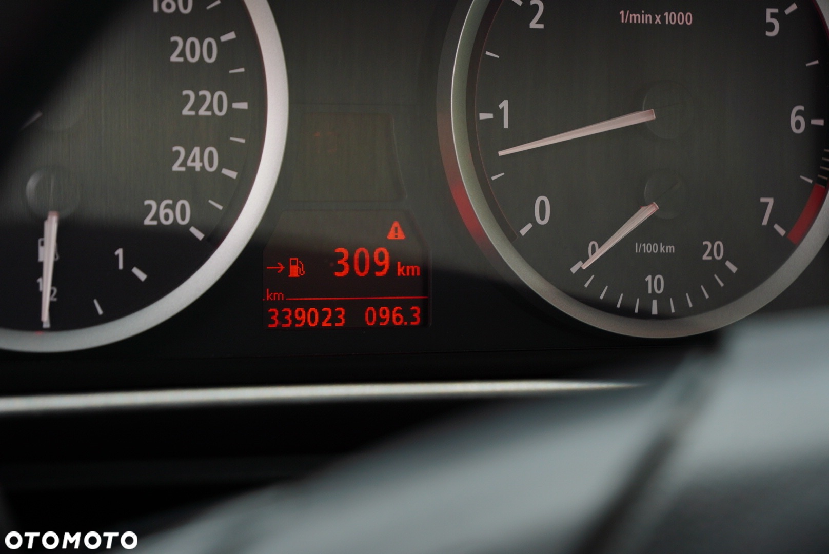BMW Seria 5 520i - 17