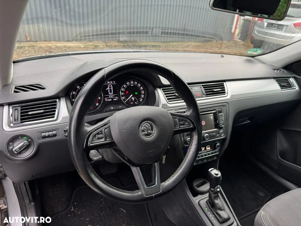Skoda RAPID 1.4 TSI DSG Active - 10