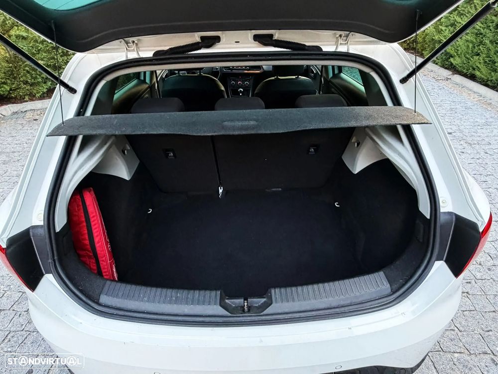 SEAT Leon 2.0 FSI Reference - 24