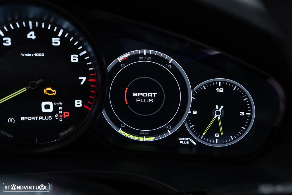 Porsche Cayenne E-Hybrid Tiptronic S Platinum Edition - 41