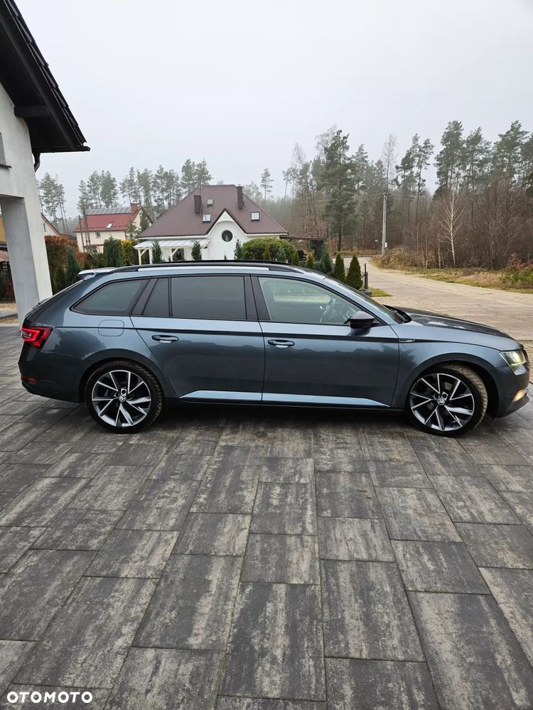 Skoda Superb 2.0 TDI DSG SportLine - 4