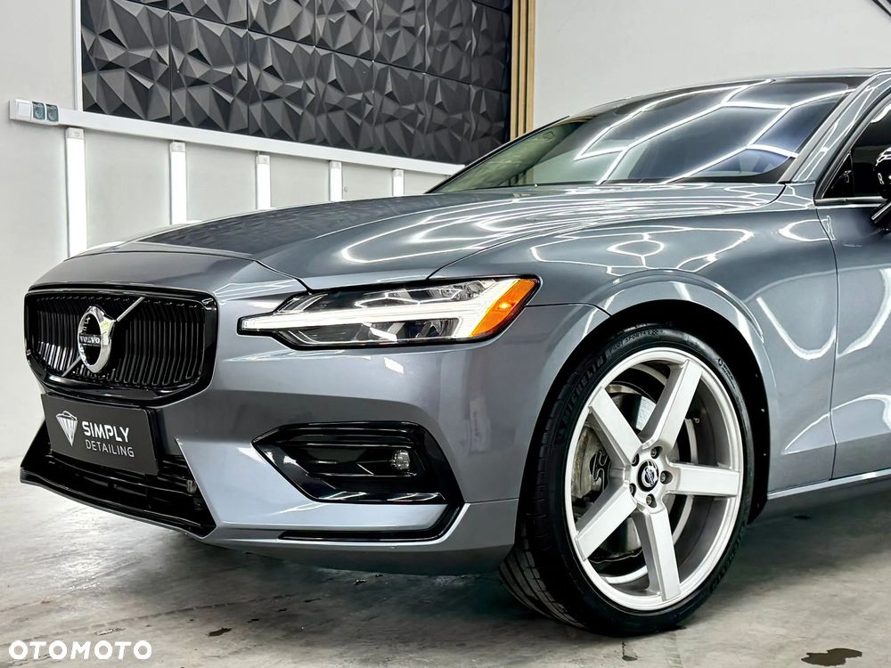 Volvo S60 T6 AWD Momentum Pro - 25
